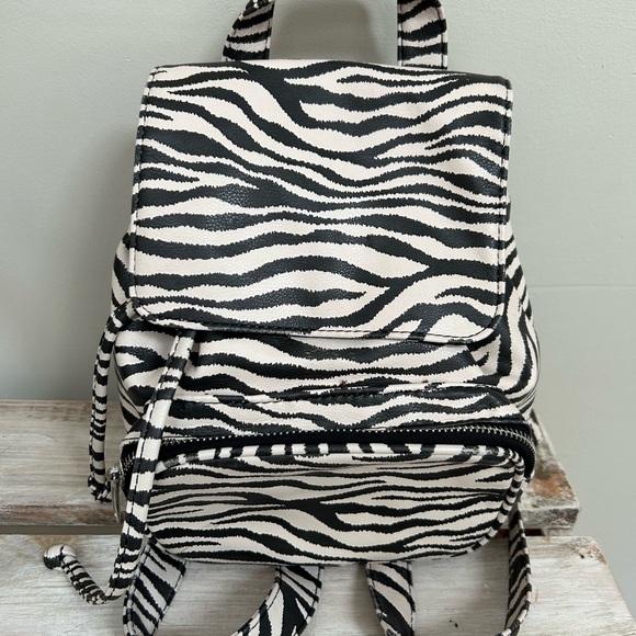 Wild Fable Small Backpack - Picture 7 of 8